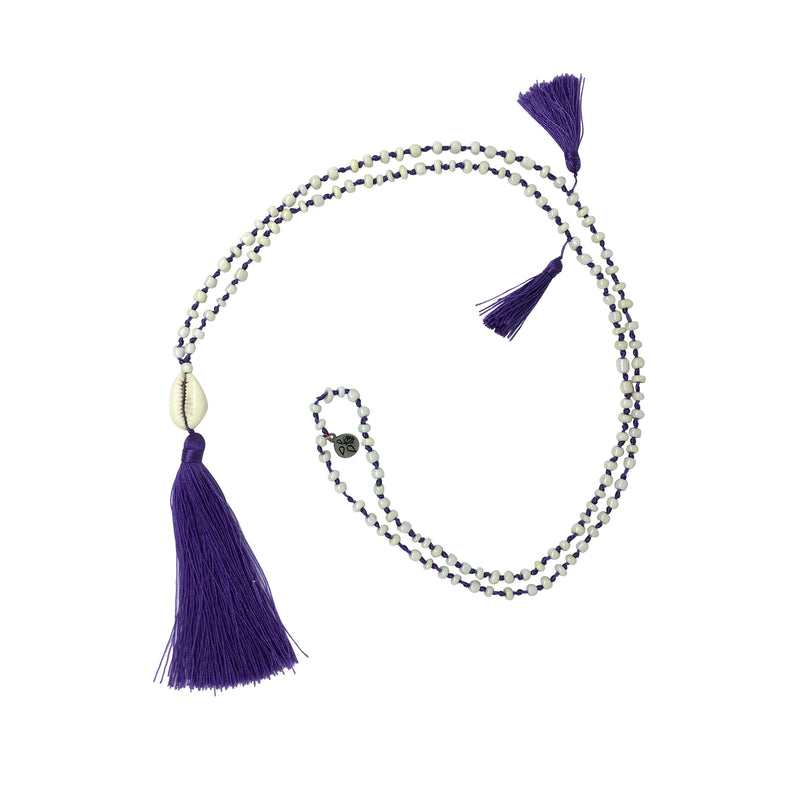 Halskette mit Muschel, violet