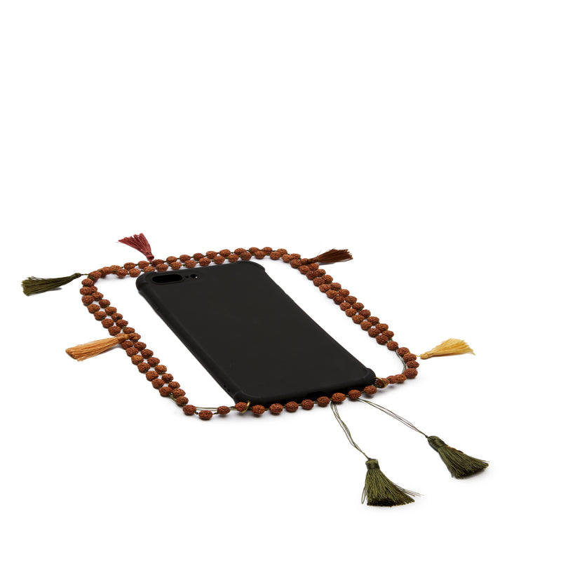 Schwarze Hülle mit Saya Kette